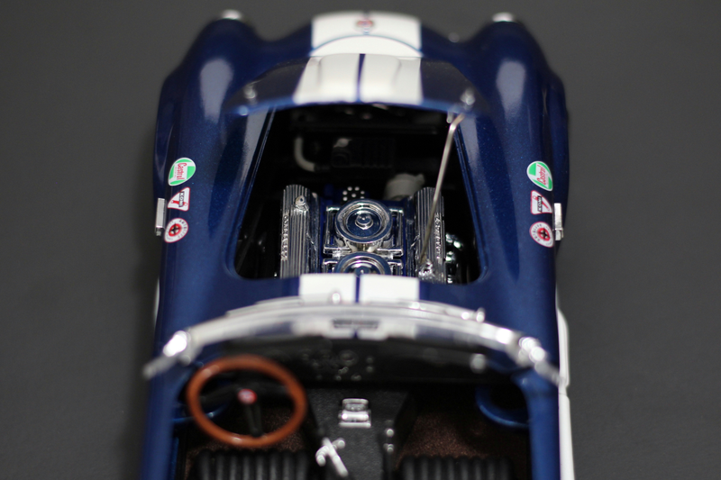 Illustration for article titled LaLD Engine Week: 8 Cylinders - Shelby Cobra 427